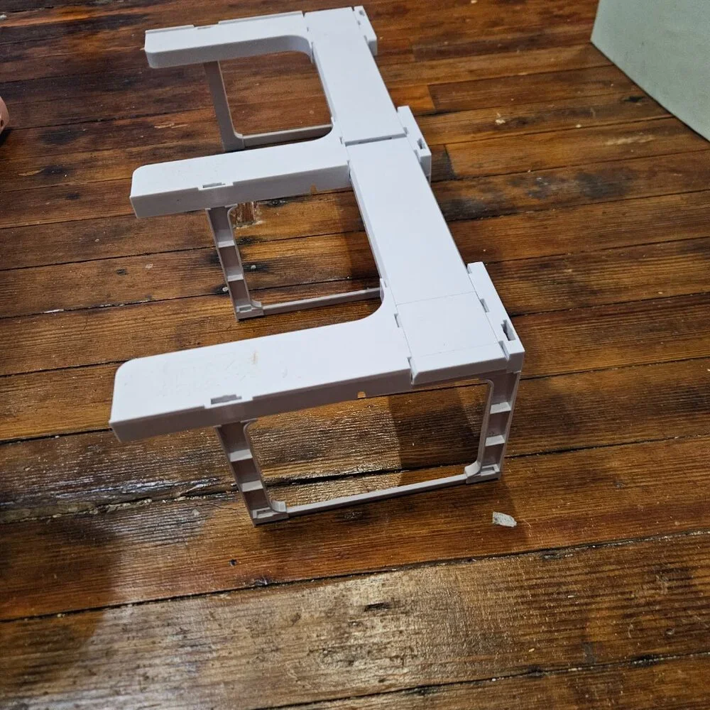 U-Shaped Expandable Spice Rack